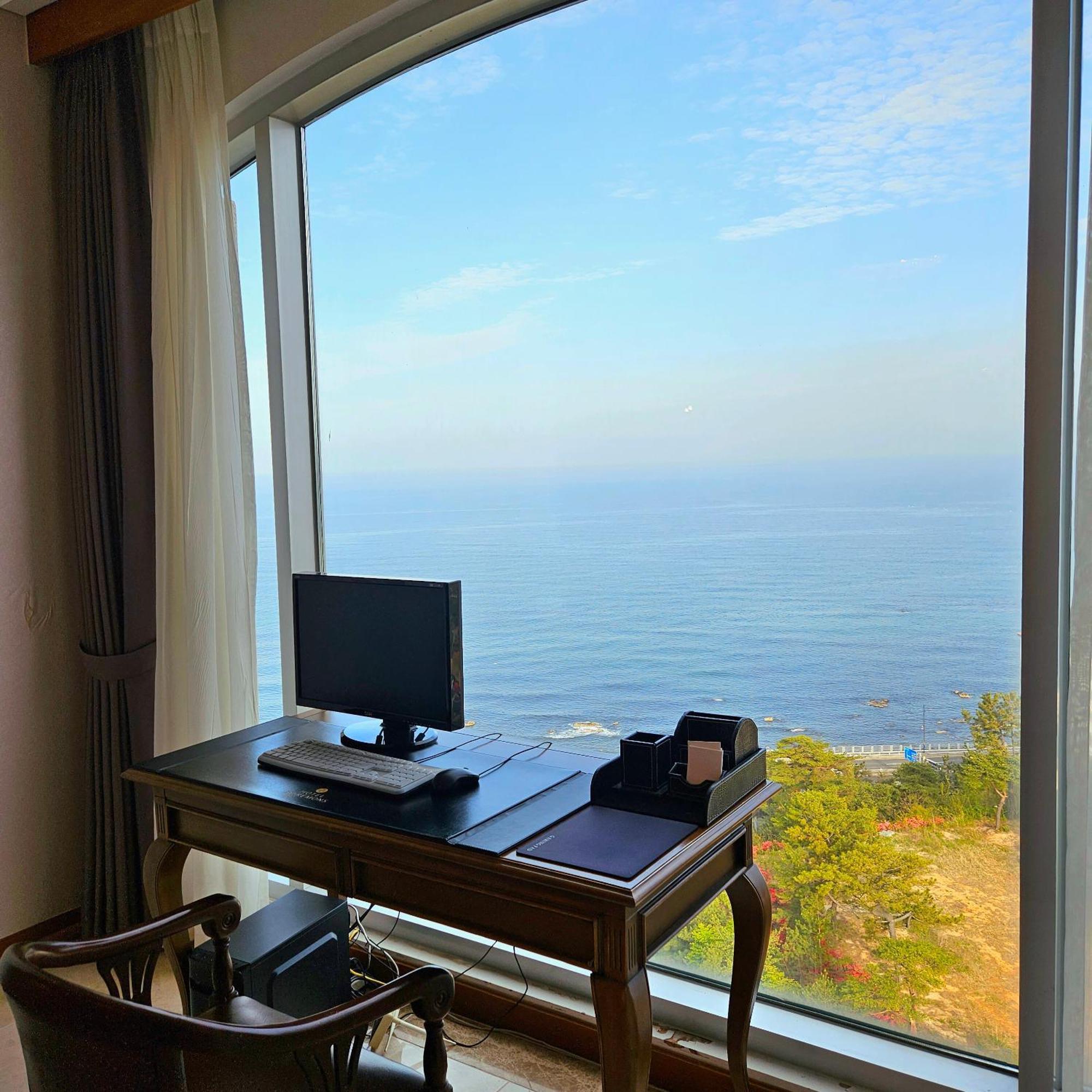Hotel Maremons Сокчхо Экстерьер фото